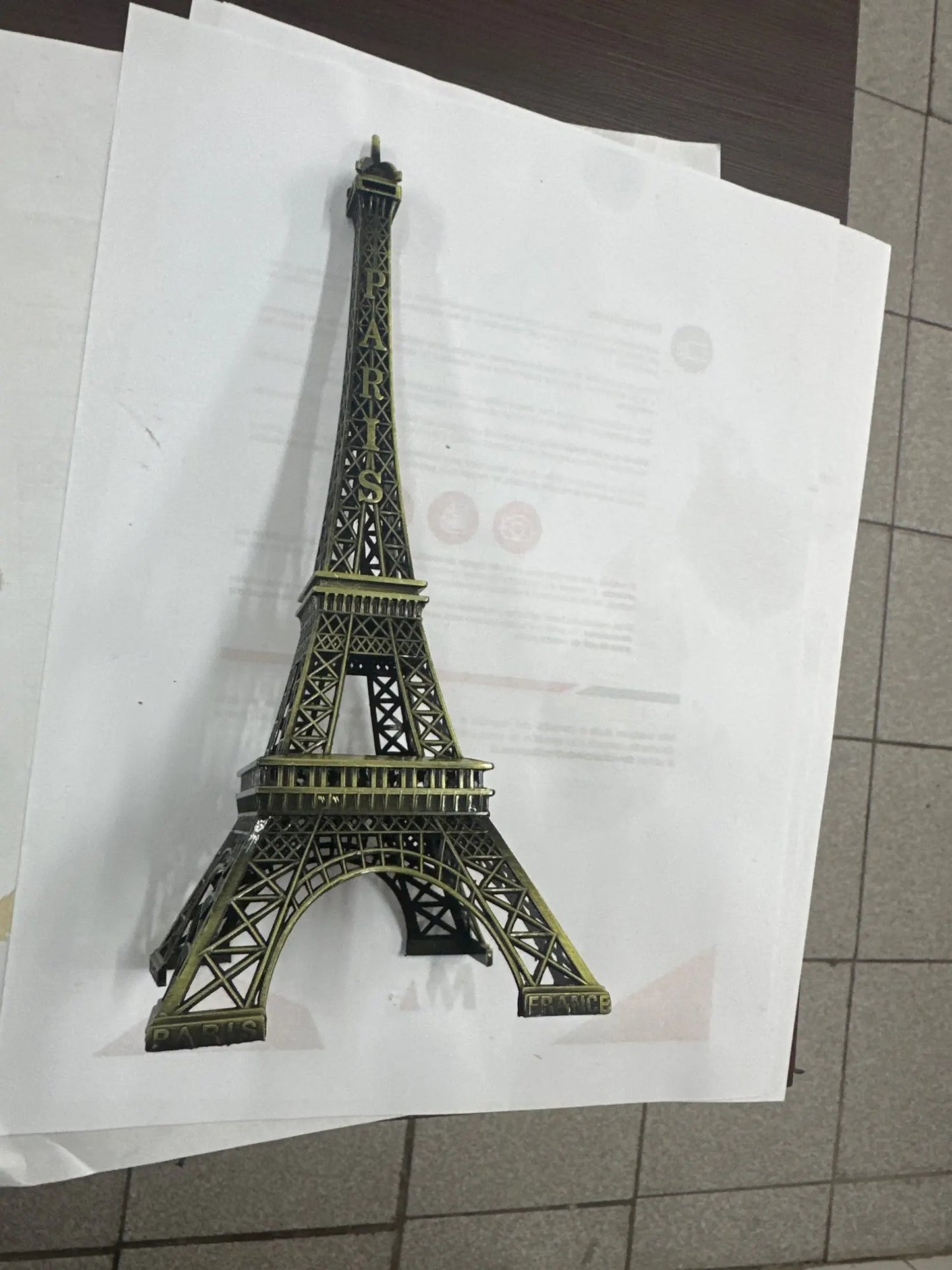 Bronze Paris Eiffel Tower Metal Crafts Home Decoration Accessories Figurine Statue Model Souvenir Home Interior Design 2023 New