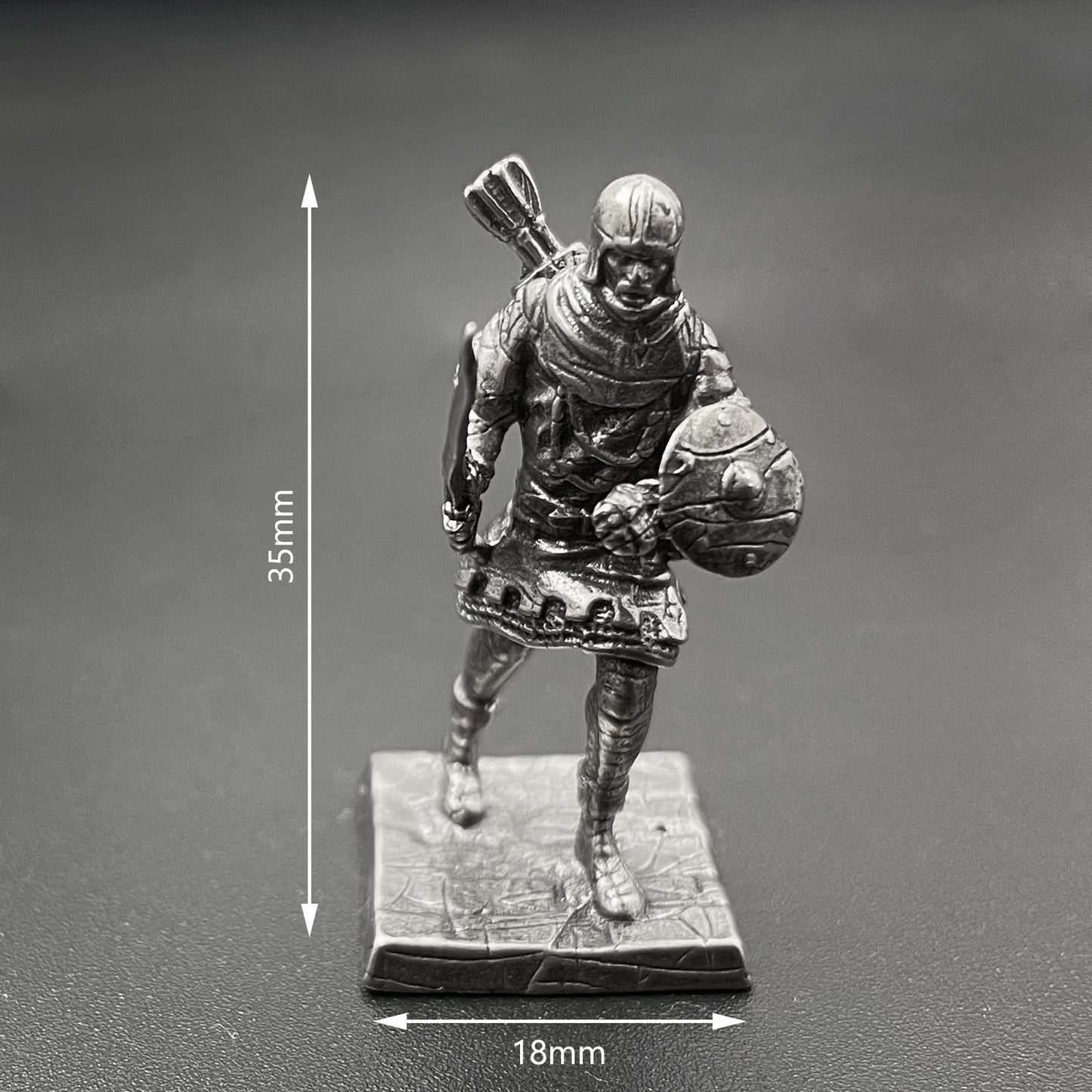 1pcs Ancient Spartan Rome Soliders Figurines Miniatures Vintage Metal Soldiers Model Statue Desktop Ornament Gift