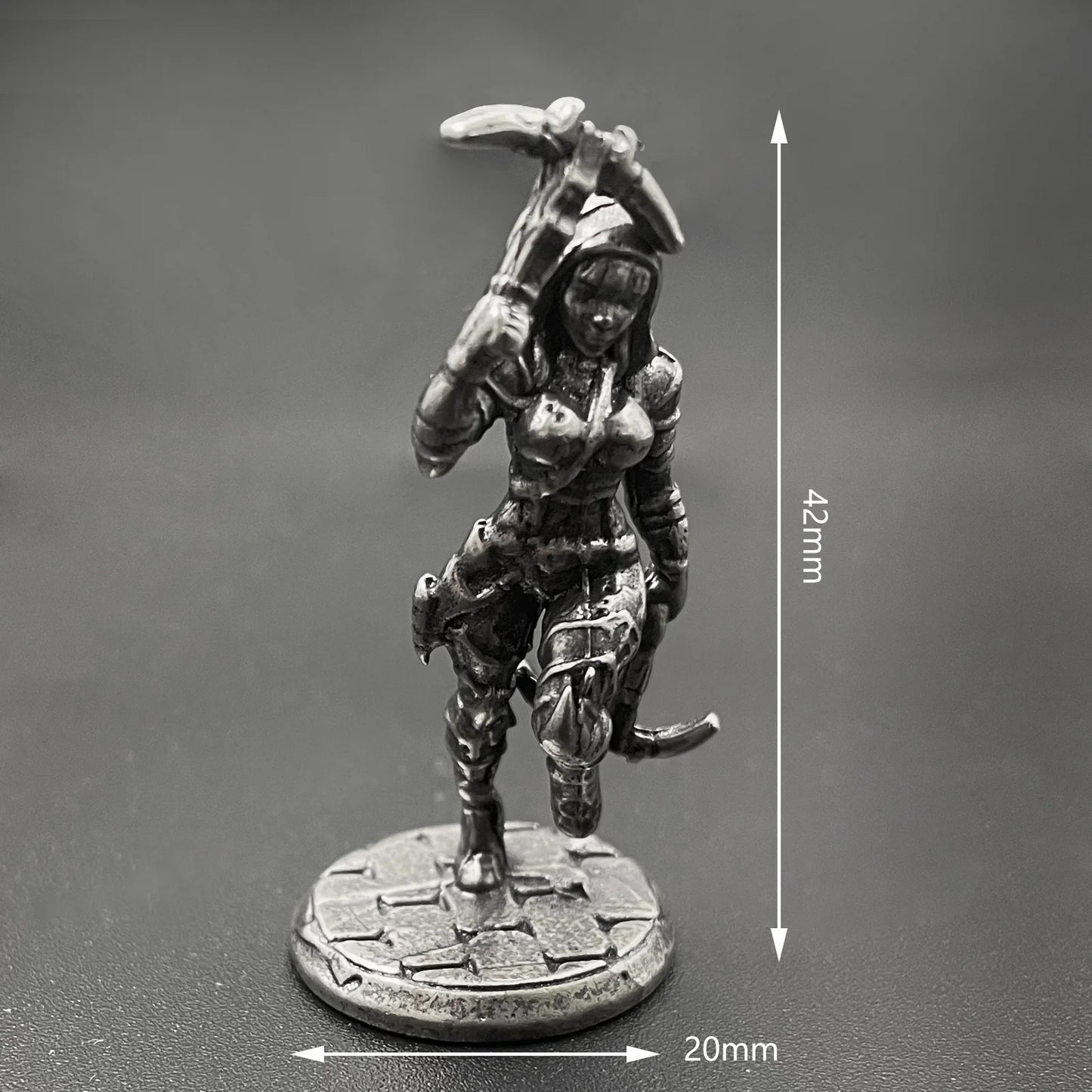 1pcs Ancient Spartan Rome Soliders Figurines Miniatures Vintage Metal Soldiers Model Statue Desktop Ornament Gift