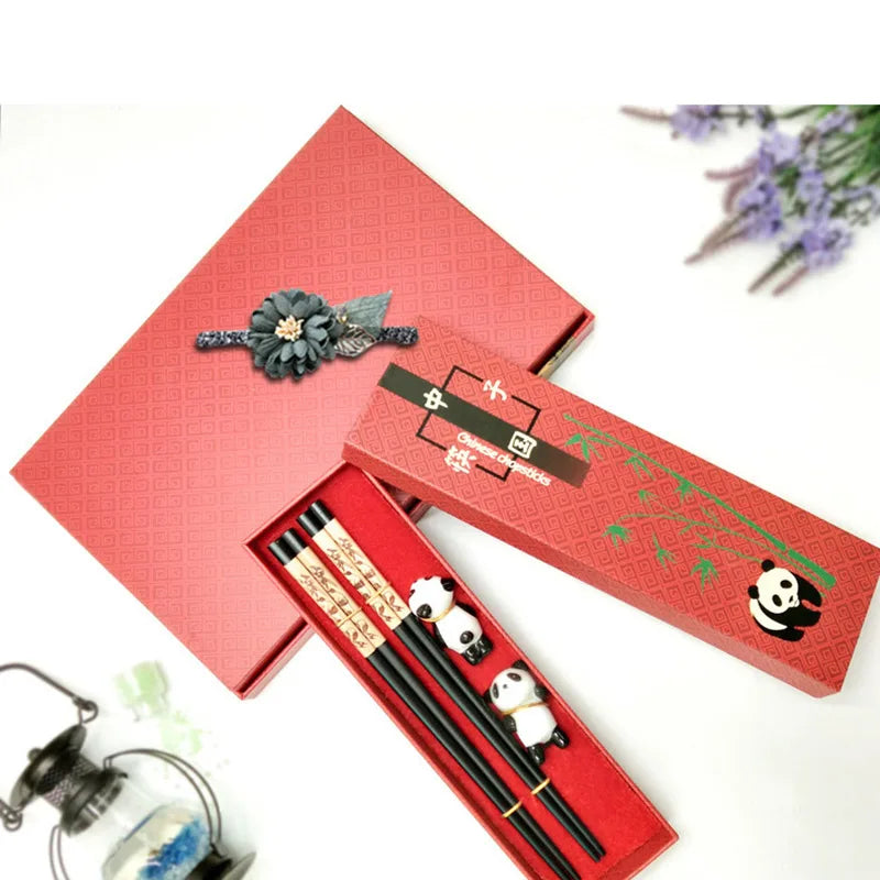 Chinese Panda Chopsticks Japanese Korean Sushi Solid Wood Chopsticks Wedding Gift Chop Sticks Hashi Two Pairs Chopsticks Set