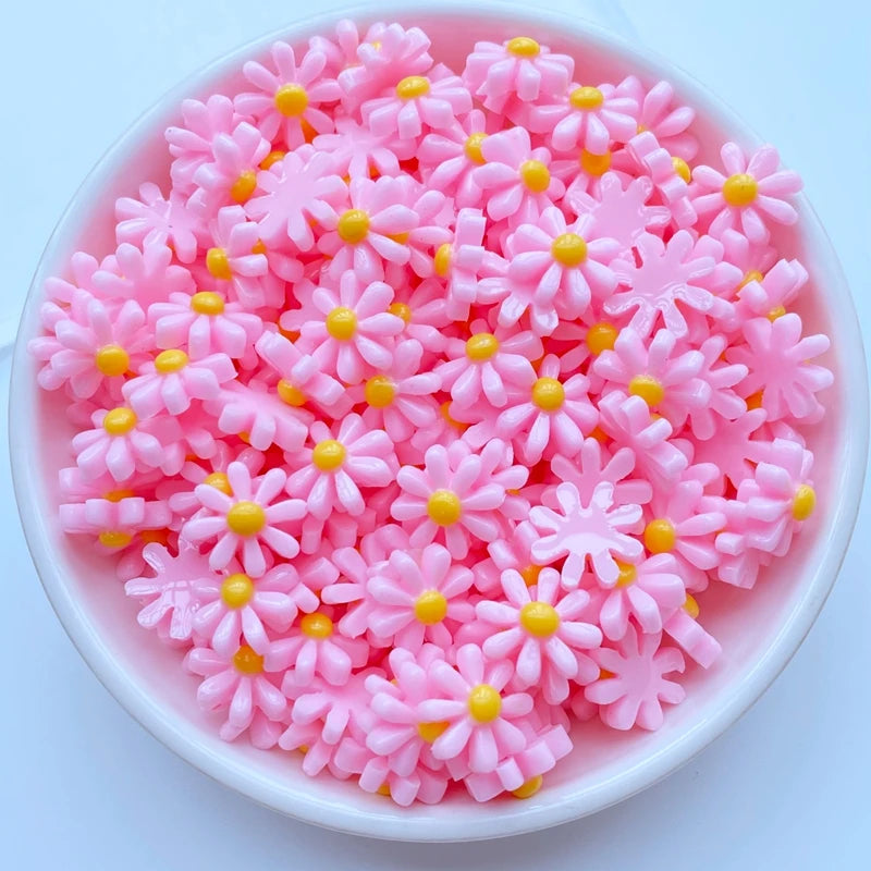 50Pcs New Cute Mini Chrysanthemum Resin Figurine Crafts Flatback Cabochon Ornament Jewelry Making Hairwear Accessories