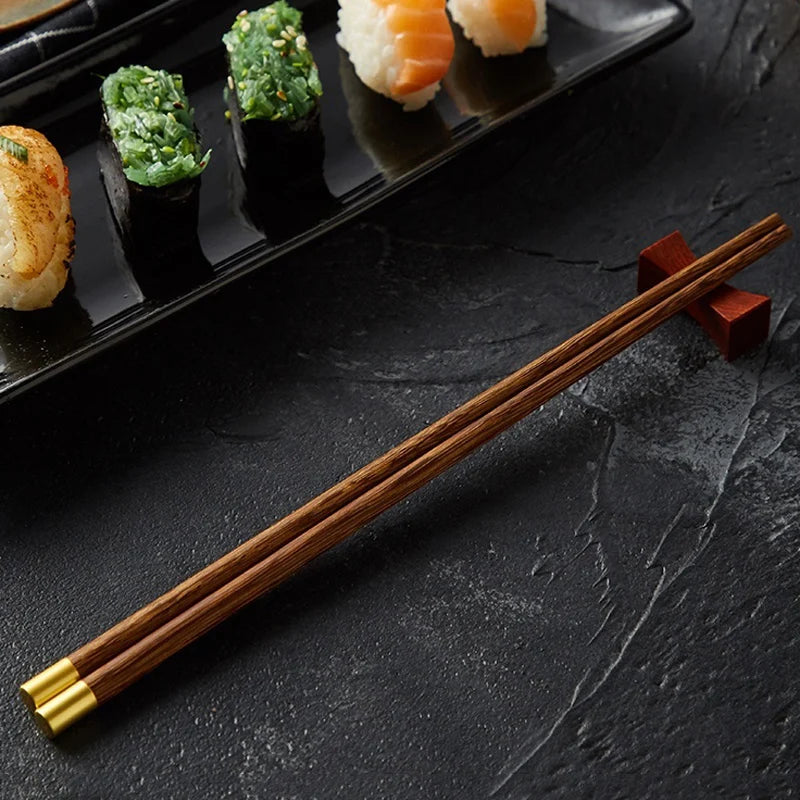 4 Pairs Chinese Chopsticks Wooden Sushi Sticks Japanese Chopstick Set Reusable Korean Food Chop Sticks Kitchen Wood Tableware
