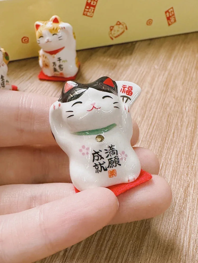 Pack of 3 Pieces Mini Ceramic Lucky Fortune Cat, Desktop Car Decoration Figurines Cute Kitten Maneki Neko Ornament 1.3 Inch Tall