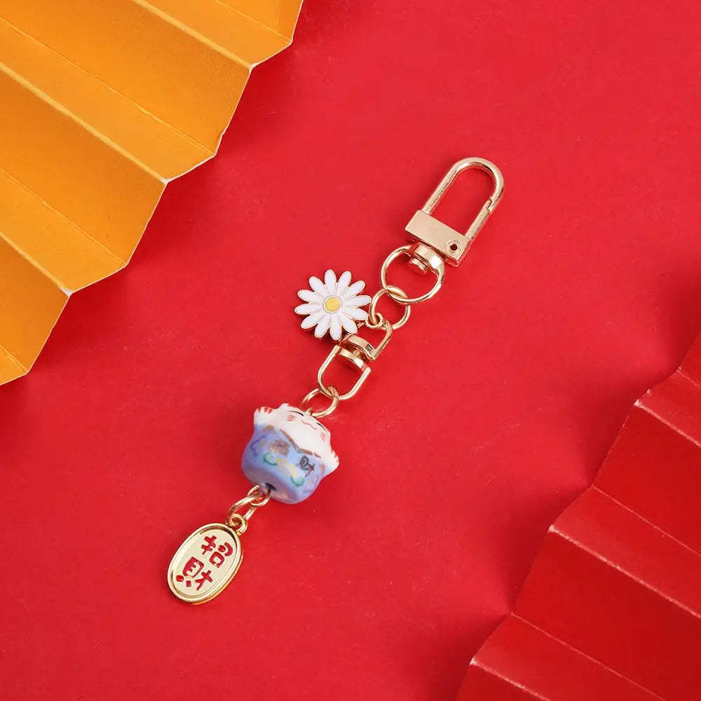 Cute Japanese Lucky Cat Keychain Cartoon Fortune Cat Keychain Car Bag Pendant Mobile Accessories Couple Gift