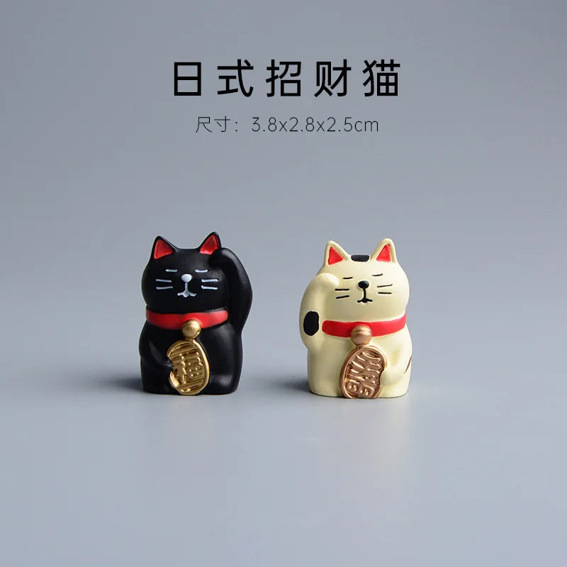 ZAKKA Miniatures Kitten Maneki Neko Cat Figurine Model Toys Resin Crafts New Year Gifts Decoration Handicraft Desktop Ornaments