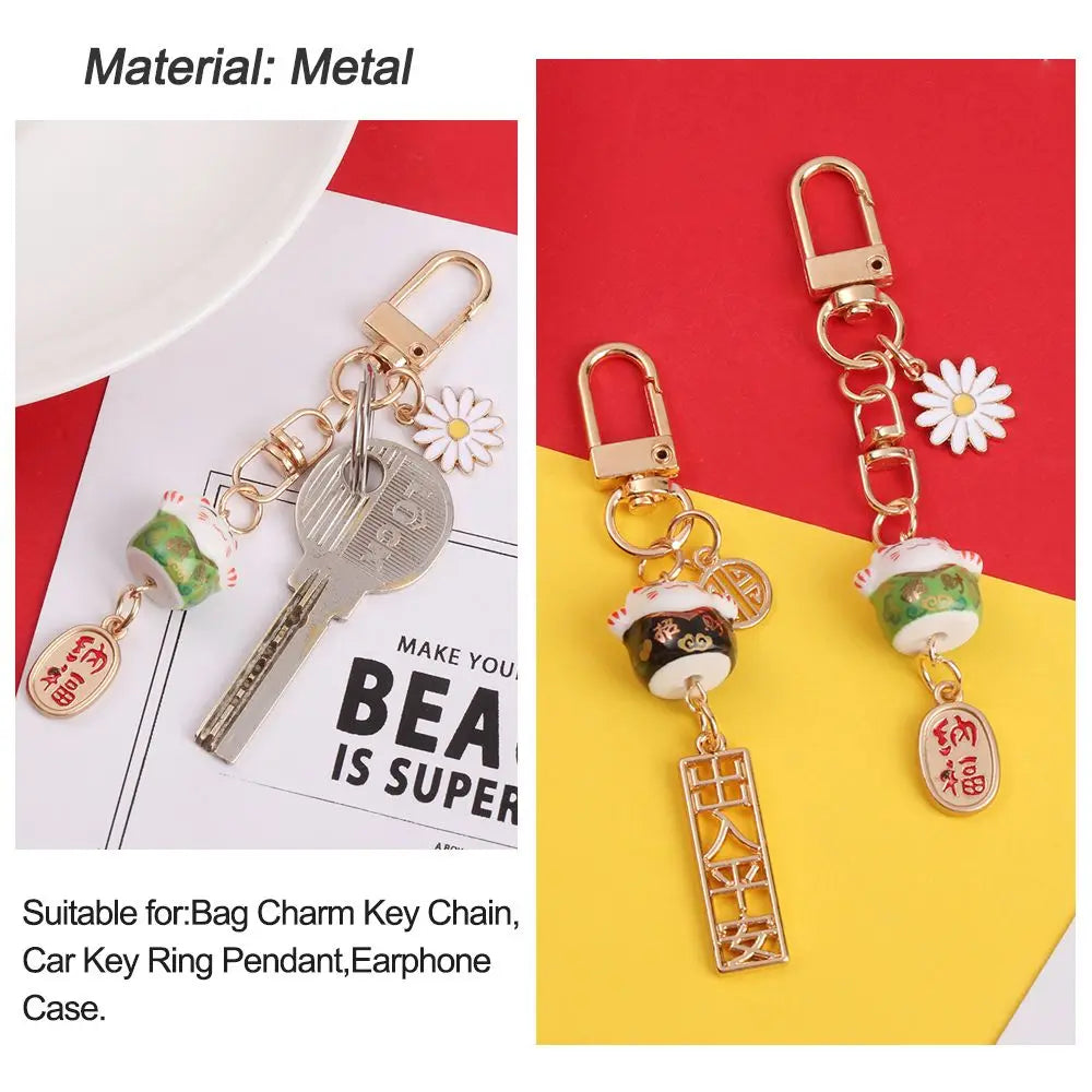 Cute Japanese Lucky Cat Keychain Cartoon Fortune Cat Keychain Car Bag Pendant Mobile Accessories Couple Gift