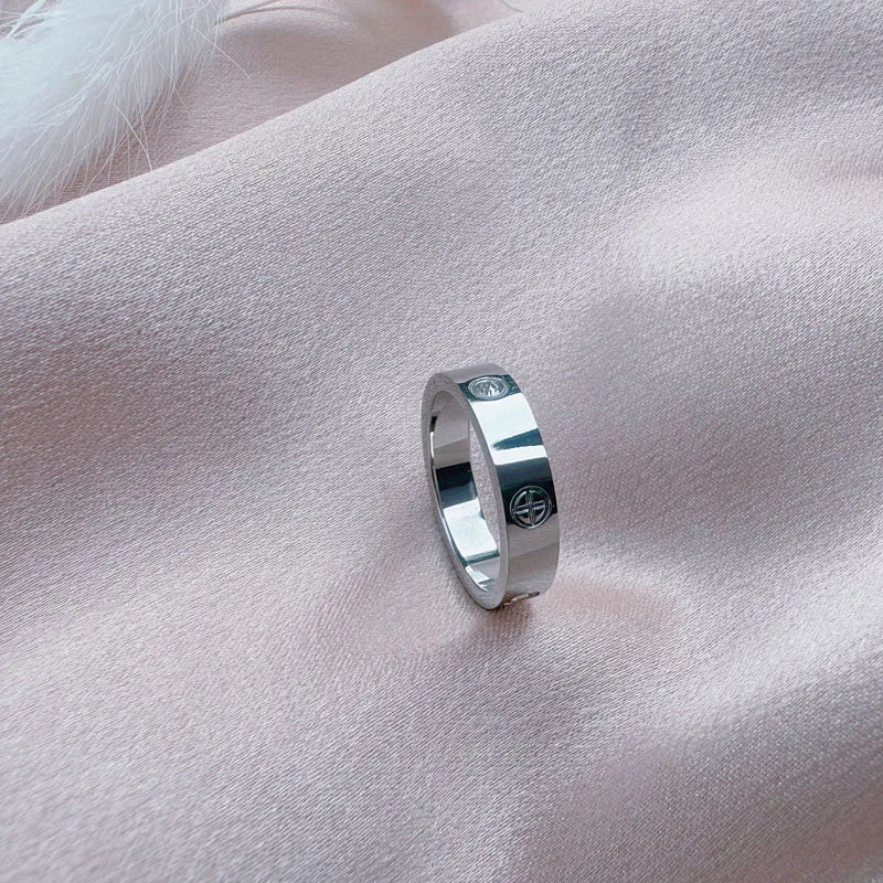 2024 Classic Cross with Stone Luxury Brand Stainless Steel Ring for Girl Women Couple Rings In Wedding Birthday Gift Never Fade