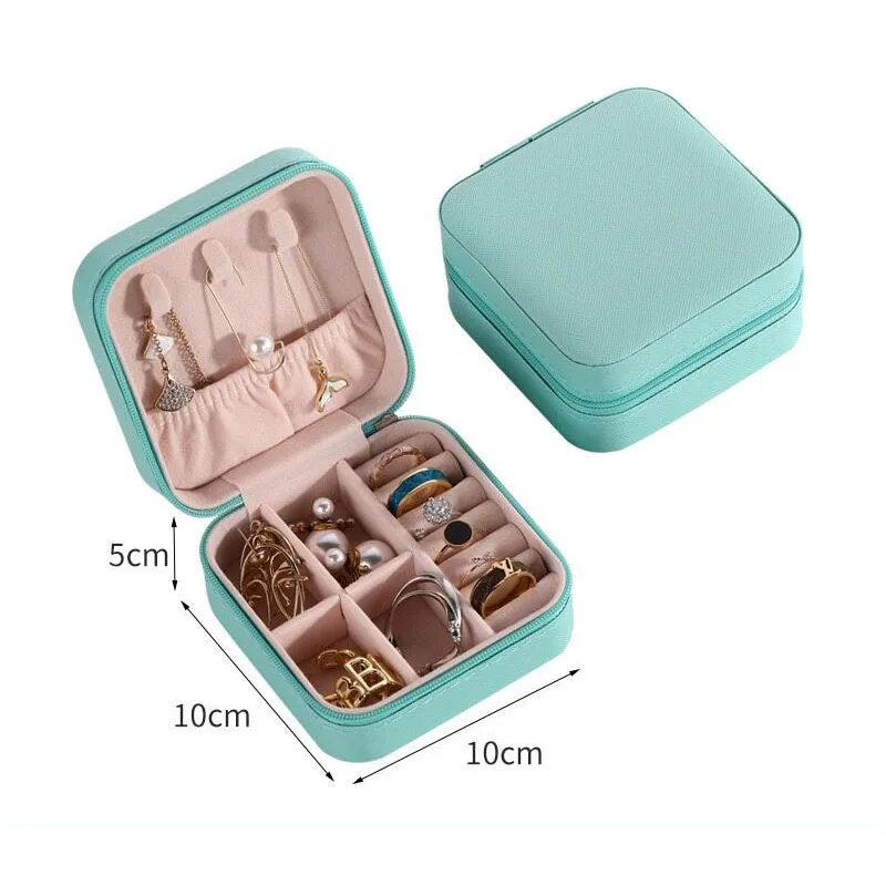 Personalized Bridesmaid Gifts Travel Jewelry Case with Name Customized Gift for Bachelorette Party Gift Birthday Favor For Her