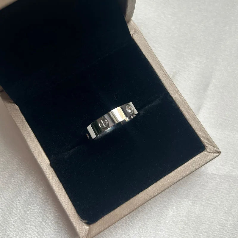 2024 Classic Cross with Stone Luxury Brand Stainless Steel Ring for Girl Women Couple Rings In Wedding Birthday Gift Never Fade
