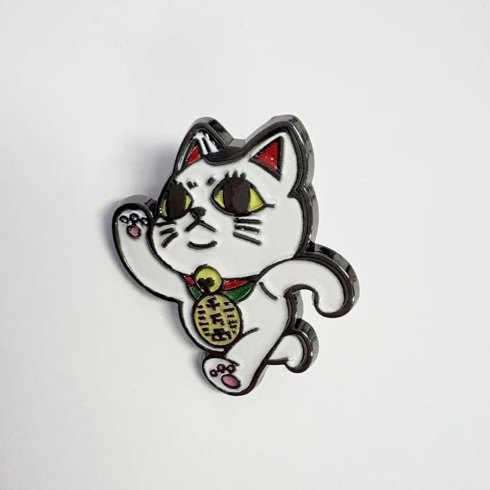 Turbo Granny Cat High-speed The Lucky Running Cat Maneki Neko DanDaDan Enamel Pin Brooch Badge anime peripheral Funny Decoration