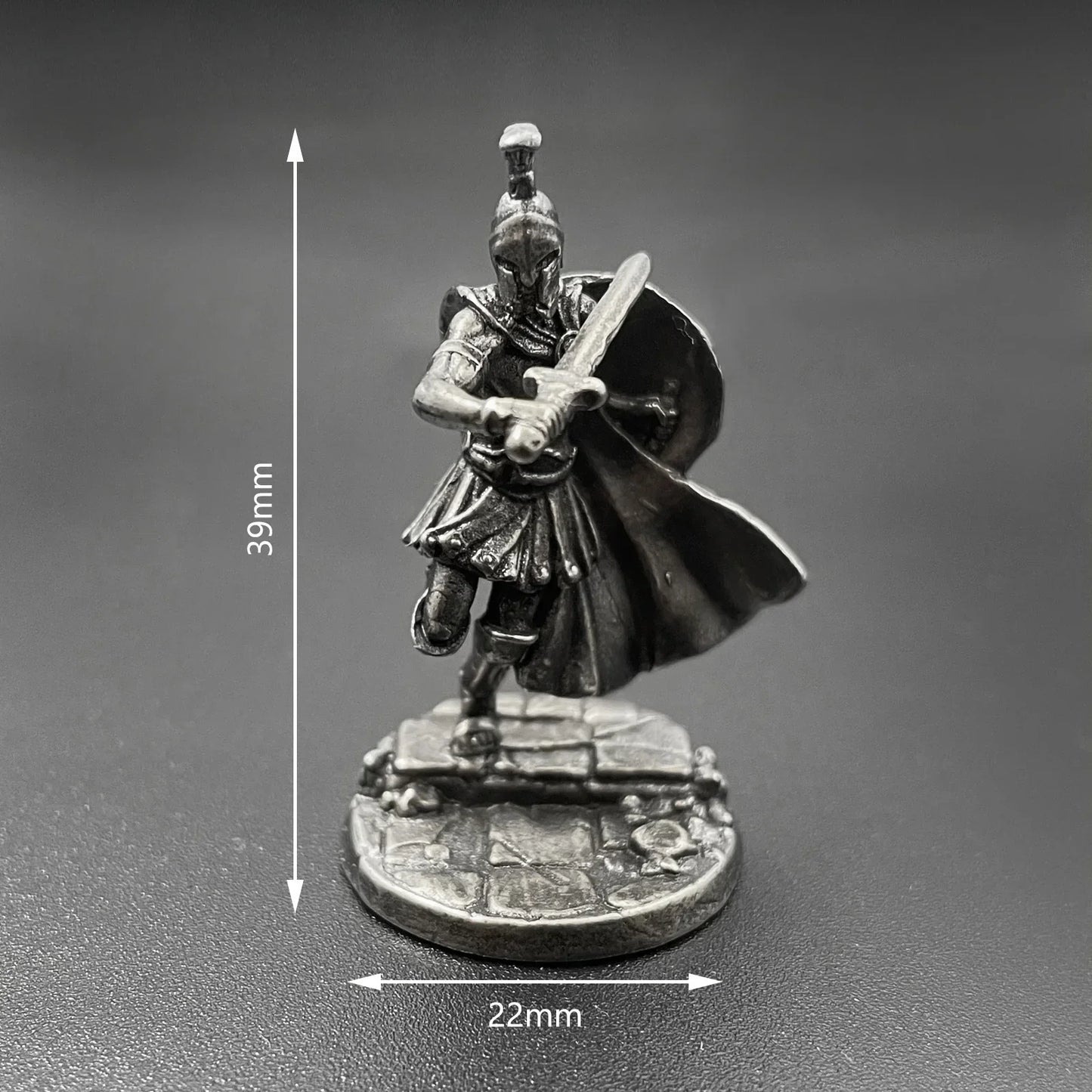 1pcs Ancient Spartan Rome Soliders Figurines Miniatures Vintage Metal Soldiers Model Statue Desktop Ornament Gift