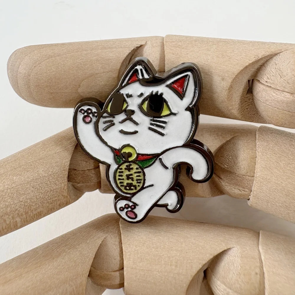 Turbo Granny Cat High-speed The Lucky Running Cat Maneki Neko DanDaDan Enamel Pin Brooch Badge anime peripheral Funny Decoration