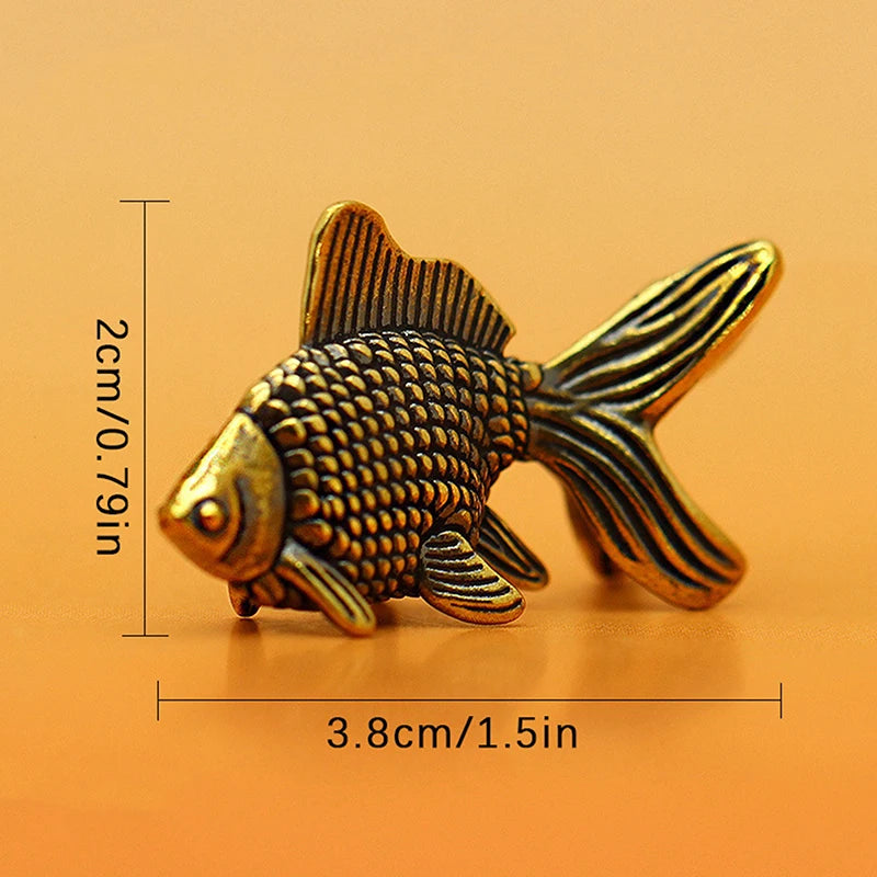 Goldfish Figurines Retro Brass Lucky Animal Statue Ornament Home Decor Desk Decoration Tea Pet Cute Gifts