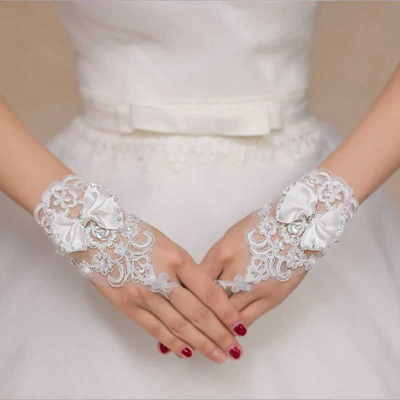 White Ivory Bridal Gloves Short Fingerless Wedding Gloves Gant Mariage Femme Accessoires Mariage Novia Bride Guantes 2025