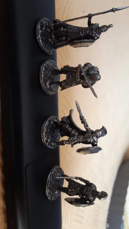 1Pcs Ancient Spartan Rome Soliders Figurines Miniatures Vintage Metal Soldiers Model Statue Desktop Ornament Gift
