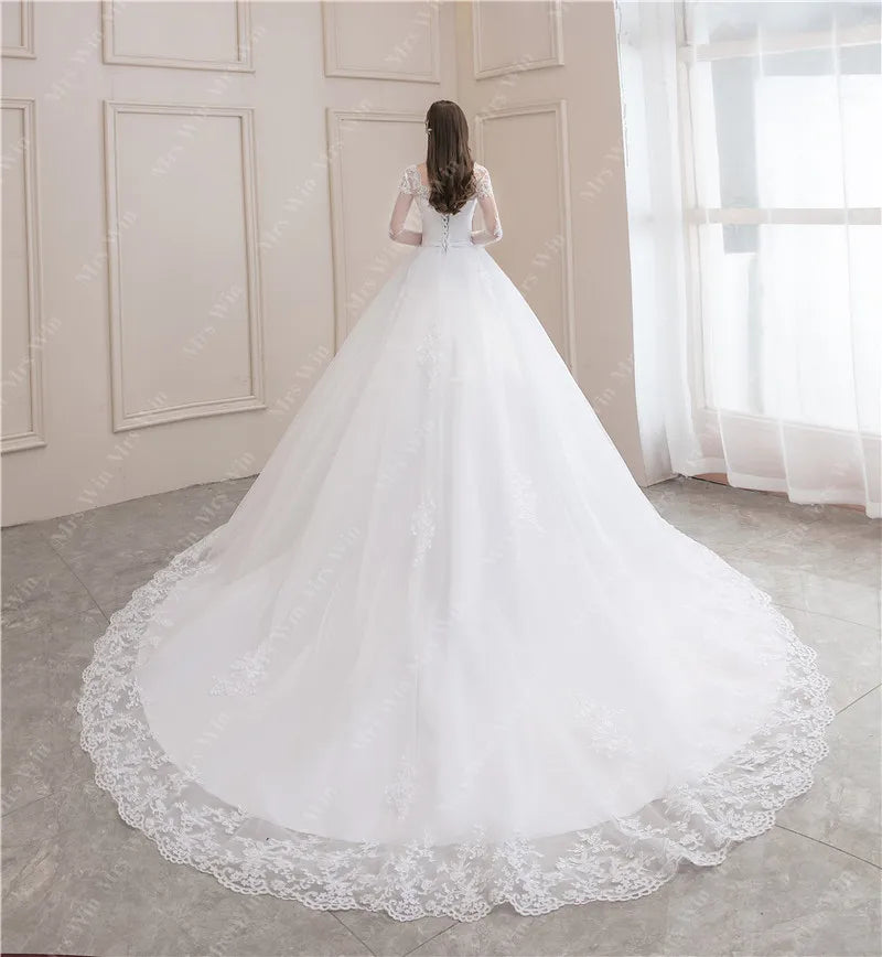 Best Selling 2024 Long Sleeve V Neck Lace Wedding Dress 2025 Vintage Bride Bridal Ball Gown Modest Wedding Dresses  Customized
