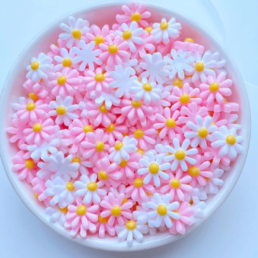 50Pcs New Cute Mini Chrysanthemum Resin Figurine Crafts Flatback Cabochon Ornament Jewelry Making Hairwear Accessories