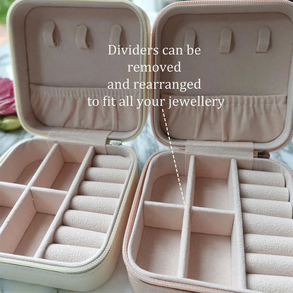 Personalized Bridesmaid Gifts Travel Jewelry Case with Name Customized Gift for Bachelorette Party Gift Birthday Favor For Her