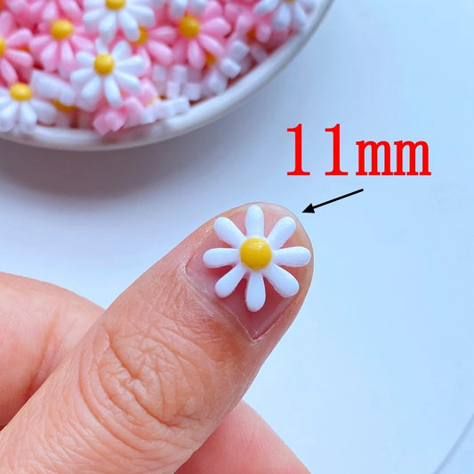 50Pcs New Cute Mini Chrysanthemum Resin Figurine Crafts Flatback Cabochon Ornament Jewelry Making Hairwear Accessories