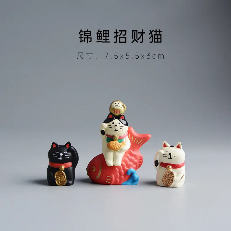 ZAKKA Miniatures Kitten Maneki Neko Cat Figurine Model Toys Resin Crafts New Year Gifts Decoration Handicraft Desktop Ornaments