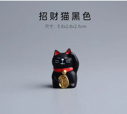 ZAKKA Miniatures Kitten Maneki Neko Cat Figurine Model Toys Resin Crafts New Year Gifts Decoration Handicraft Desktop Ornaments